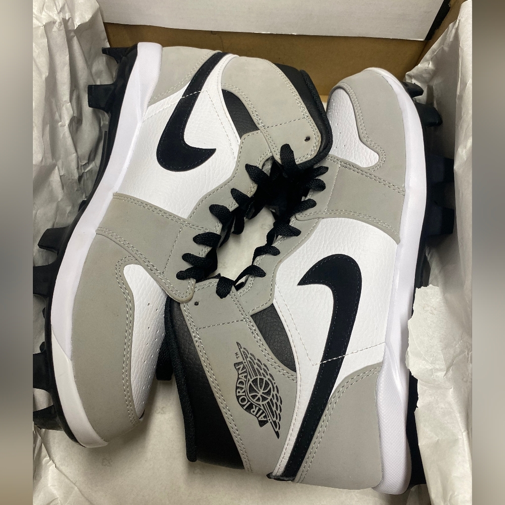 Jordan Men's White and Gray High Baseball Cleats (NEVER WORN)